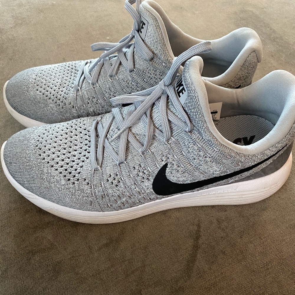 gray nikes